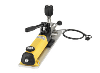 Pressure range up to 700 bar