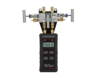 Series 490A Hydronic Differential Pressure Manometer